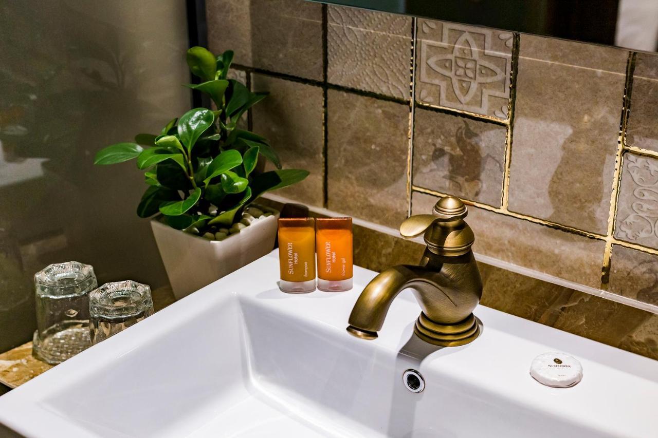 Sunflower Luxury Hotel Ho Chi Minh Zewnętrze zdjęcie